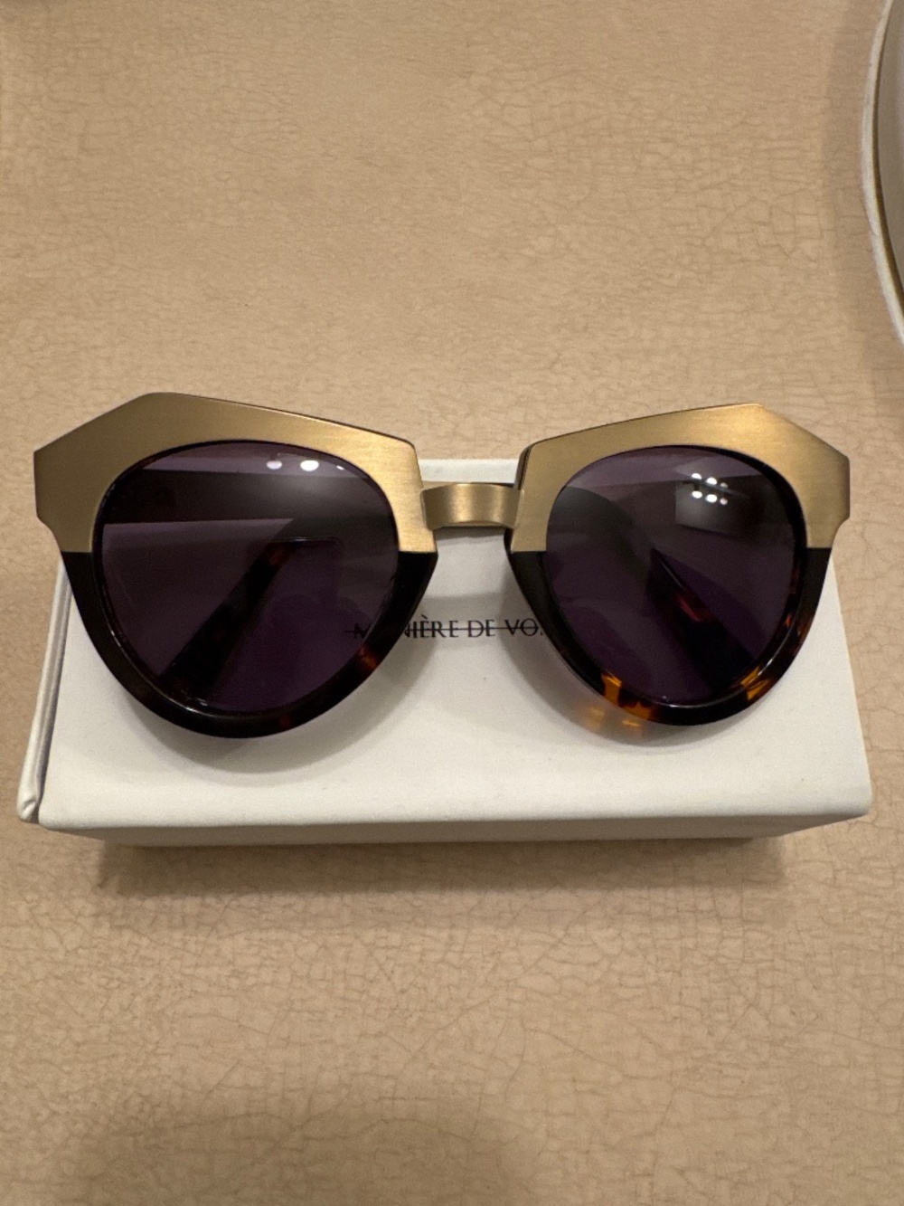 MANIERE DE VOIR SUNGLASSES